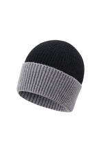 Afbeelding in Gallery-weergave laden, Colored winter hat