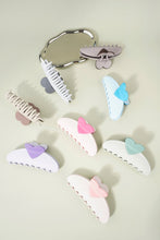Afbeelding in Gallery-weergave laden, hair clip with heart detail