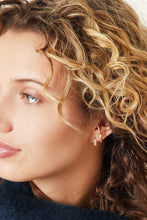 Afbeelding in Gallery-weergave laden, Star rhinestone hoop earrings - copper
