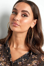 Afbeelding in Gallery-weergave laden, Basic hoops
