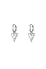 Afbeelding in Gallery-weergave laden, stainless steel heart shaped earrings
