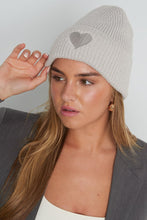 Afbeelding in Gallery-weergave laden, Heart hat
