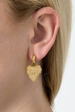 Afbeelding in Gallery-weergave laden, With Love, Always trendy earrings
