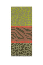 Afbeelding in Gallery-weergave laden, Striking scarf with prints and text
